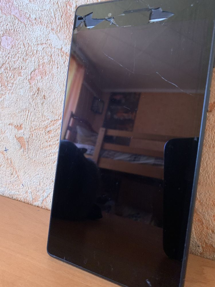 Lenovo tab7 вживаний