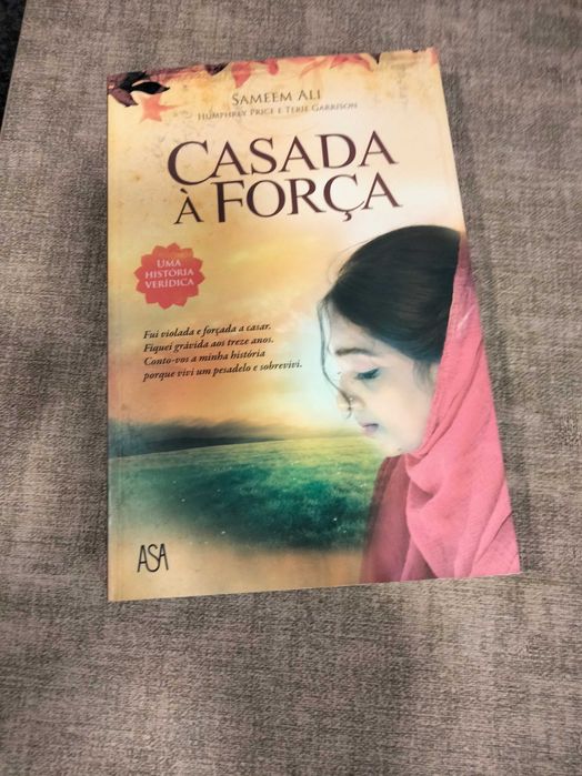 Livro Casada à força