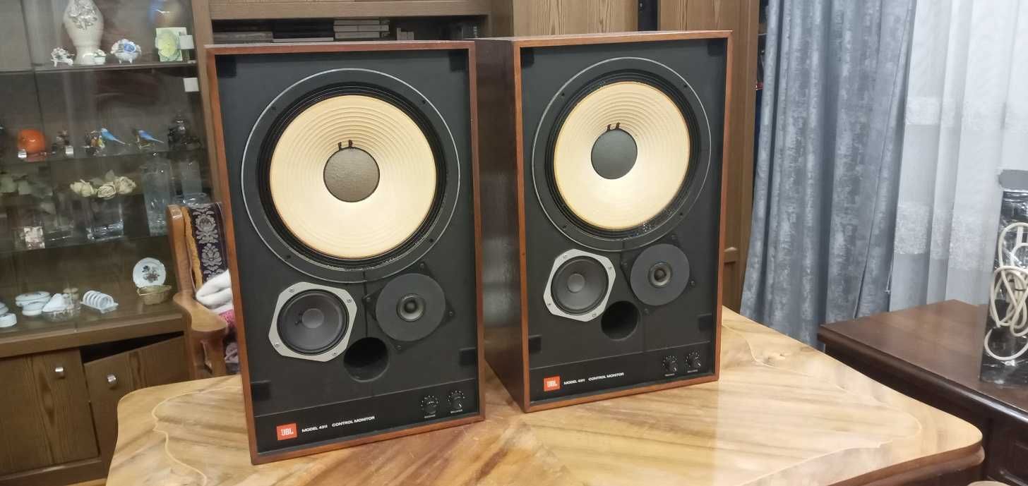 JBL L- 19,26,36,50,65,100,112,150,4311,4311 B ( Usa)