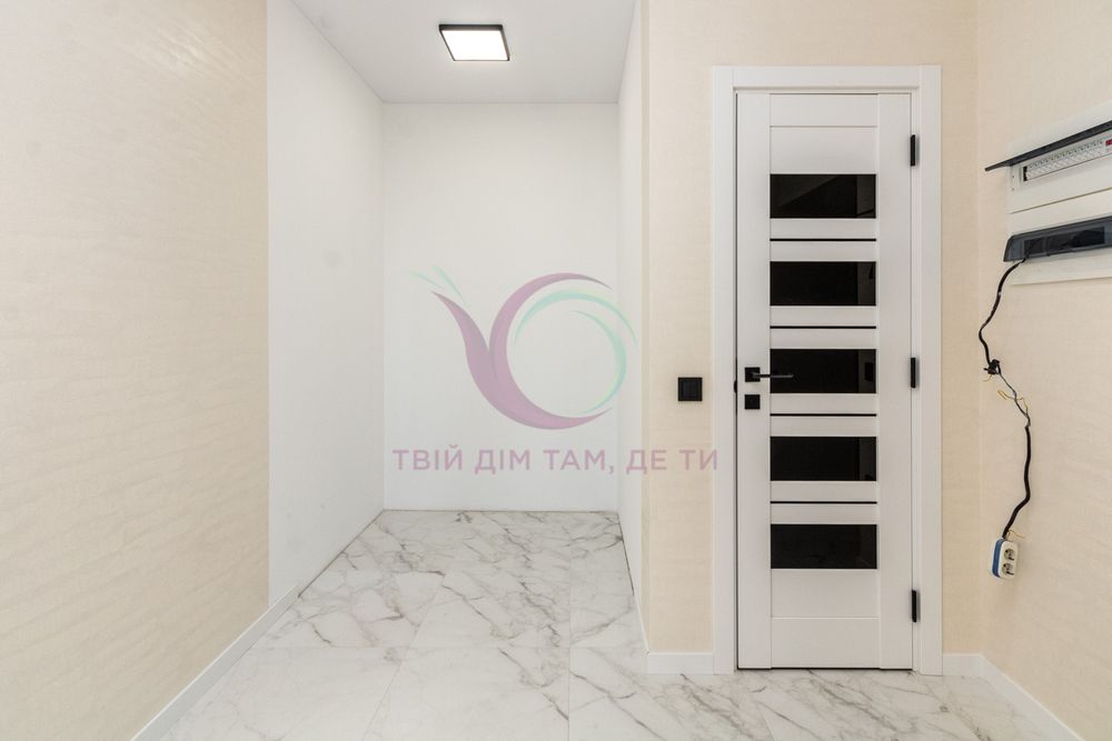 Вигідна 1 кім кв.з ремонтом та меблями в центрі єОселя Постанови
"