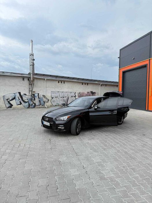 Infiniti Q50 (base) 2017 3.0t