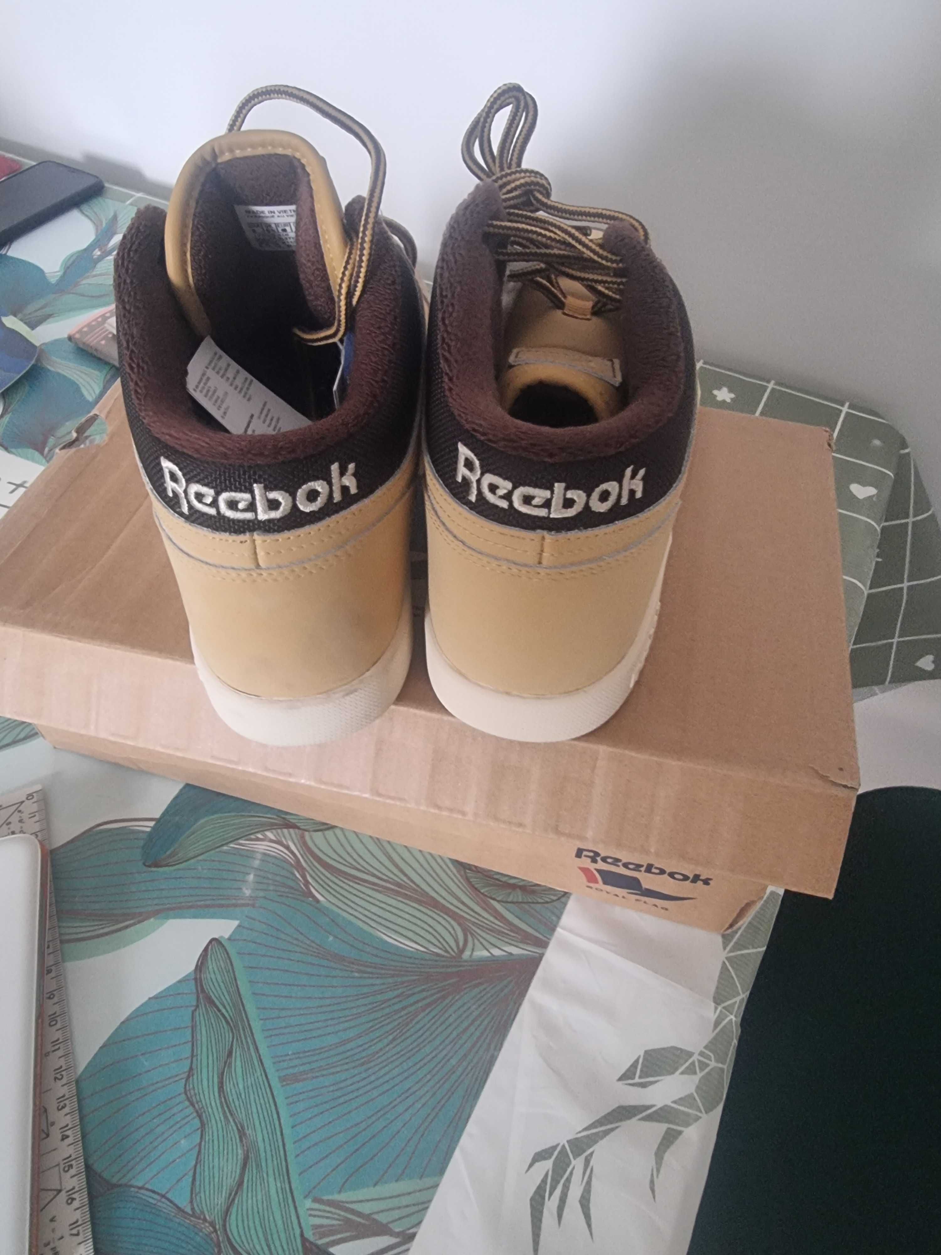 Buty męskie Reebok 40 r wkładką 26 cm