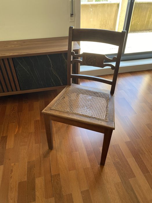 Cadeiras com palhinha