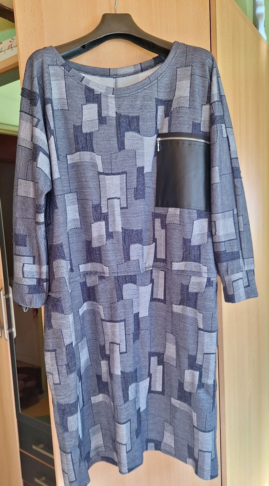 szaroniebieska sukienka