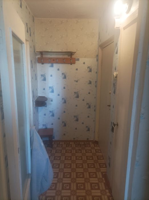 Продам квартиру район Димитрівського переїзду