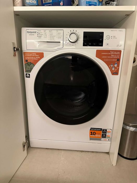 Máquina lava e seca Hotpoint 9kg/6kg