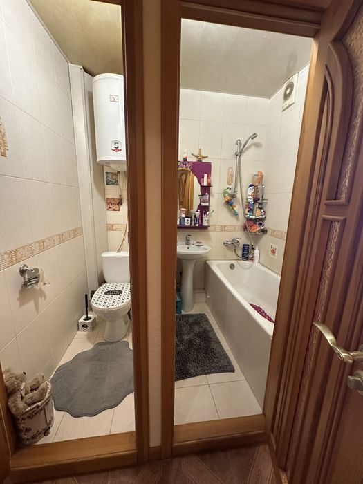 Продам 4-х комн. квартиру на Амосова СОБСТВЕННИК