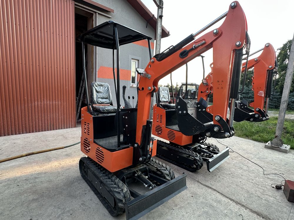 Mini koparka JPC KV12  DIESEL, masa 1100 kg rok prod 2025