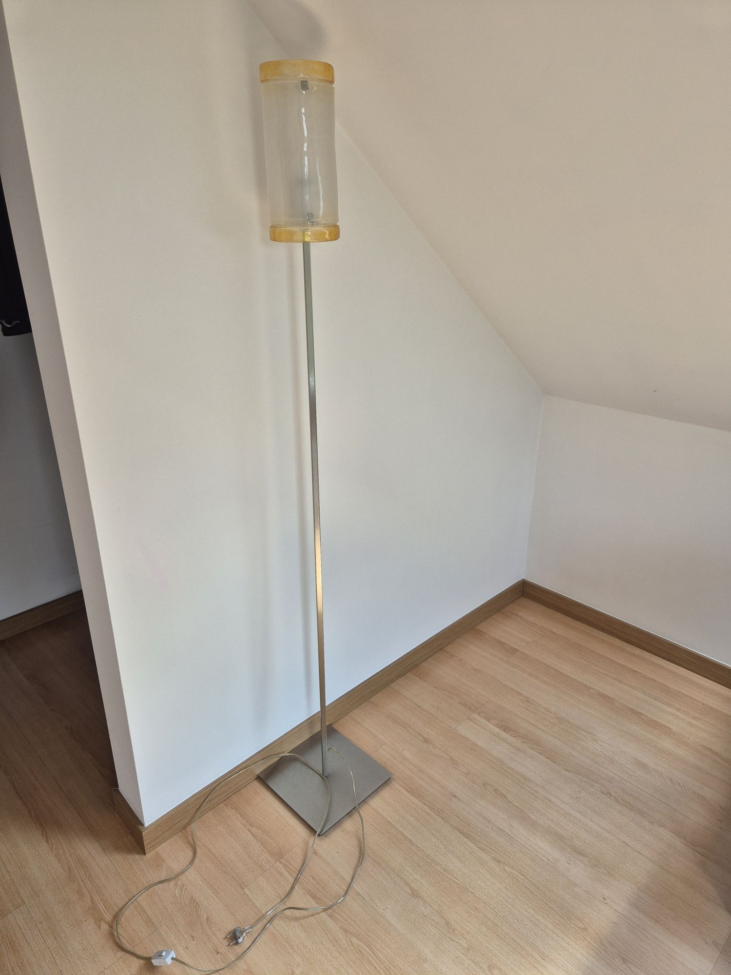Zestaw włoskich lamp: kinkiet ścienny, sufitowy i lampa stojąca
