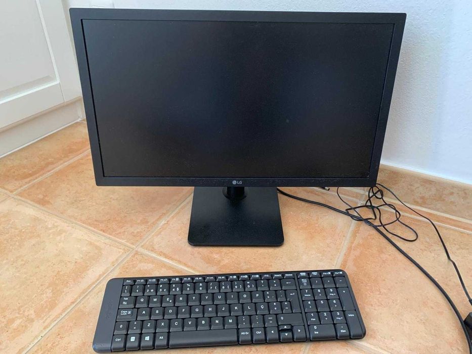 Ecrã de computador 19' - Muito bom estado