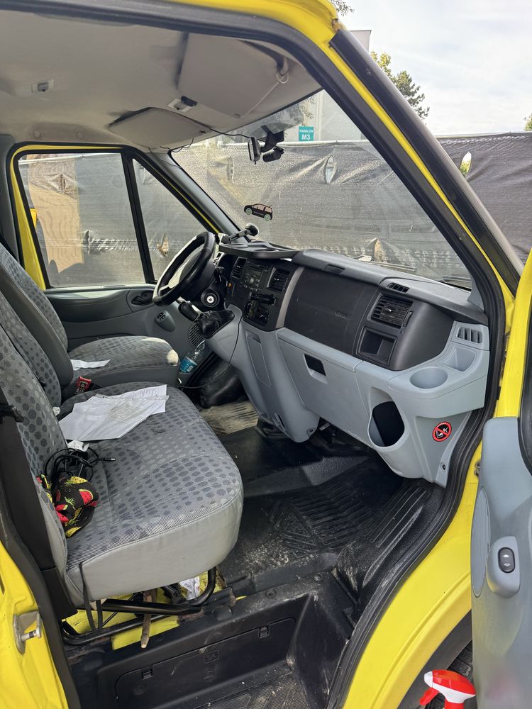 Ford transit 2010 zarej 9 osobowy KLIMA