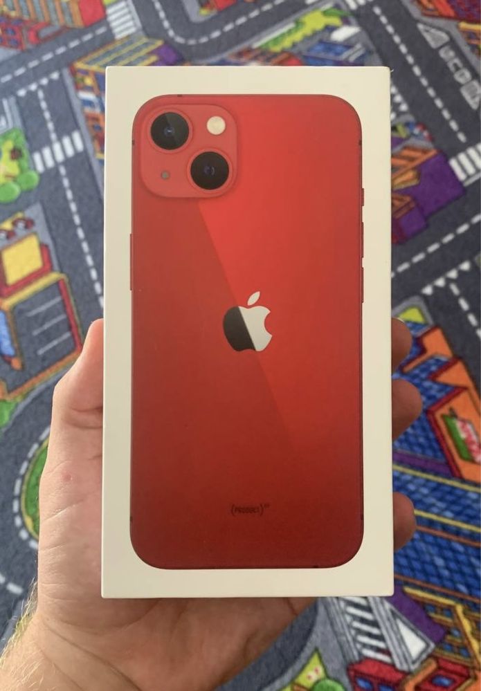 IPhone 13 запчастини