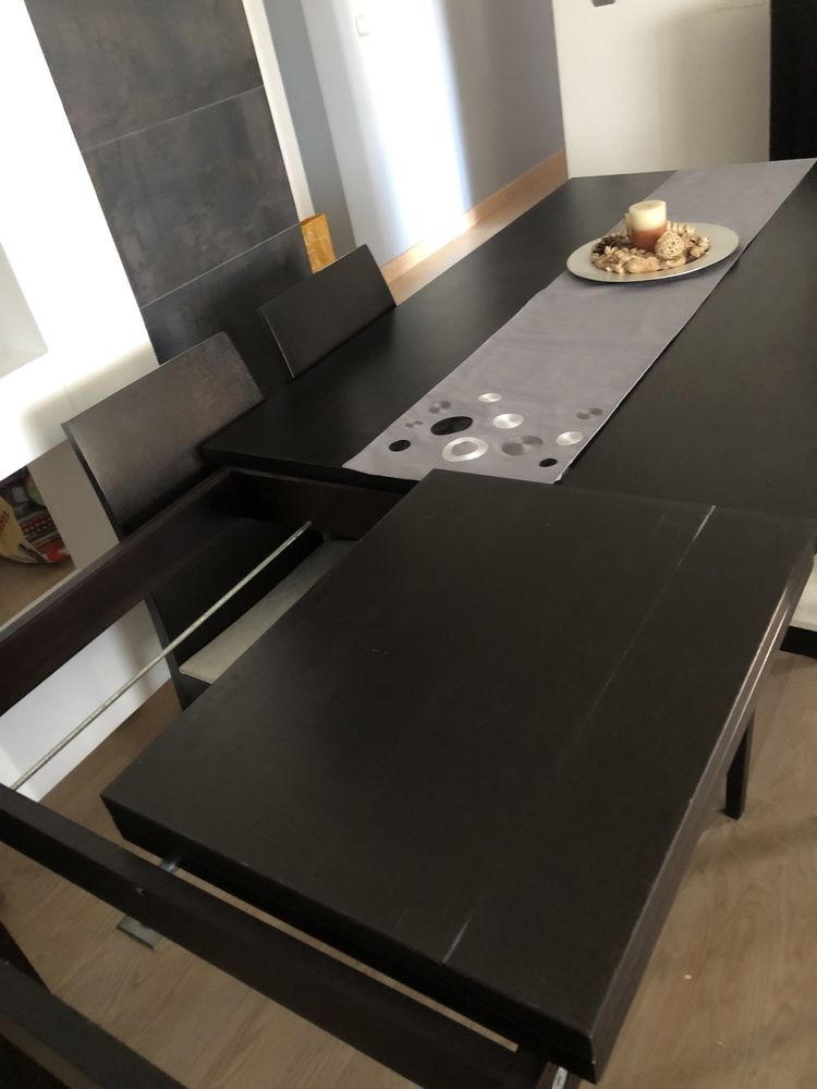 Mesa sala de jantar extensível com 4 cadeiras