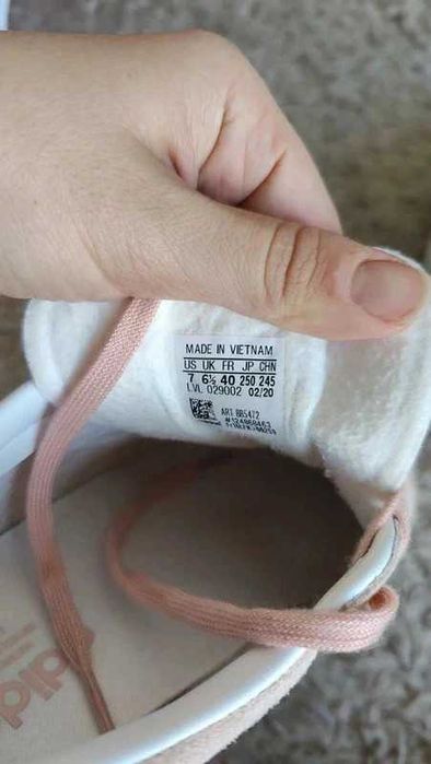 Adidas Gazelle 40
Muito pouco uso, usei uma vez