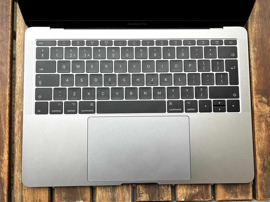 MacBook Pro 13” A1708 | i5 / 16 GB RAM / 1TB SSD! | Space Gray | SUPER