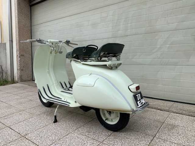 VESPA FARO BASSO modelo 1955