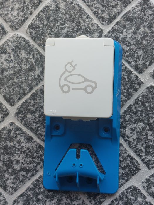 Tomada monofase para carros elétricos