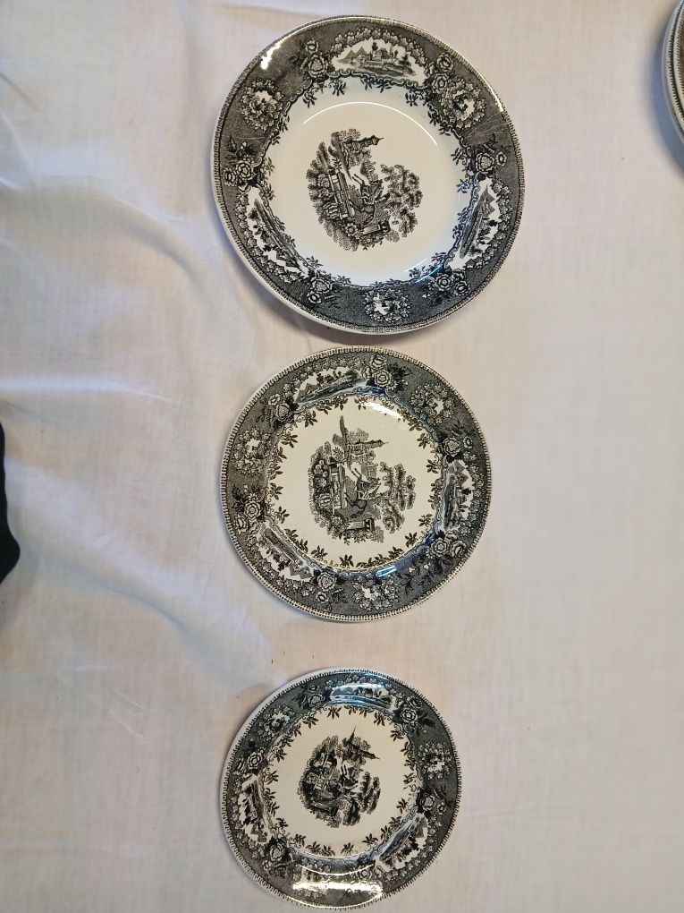 Pratos sacavem  pretos