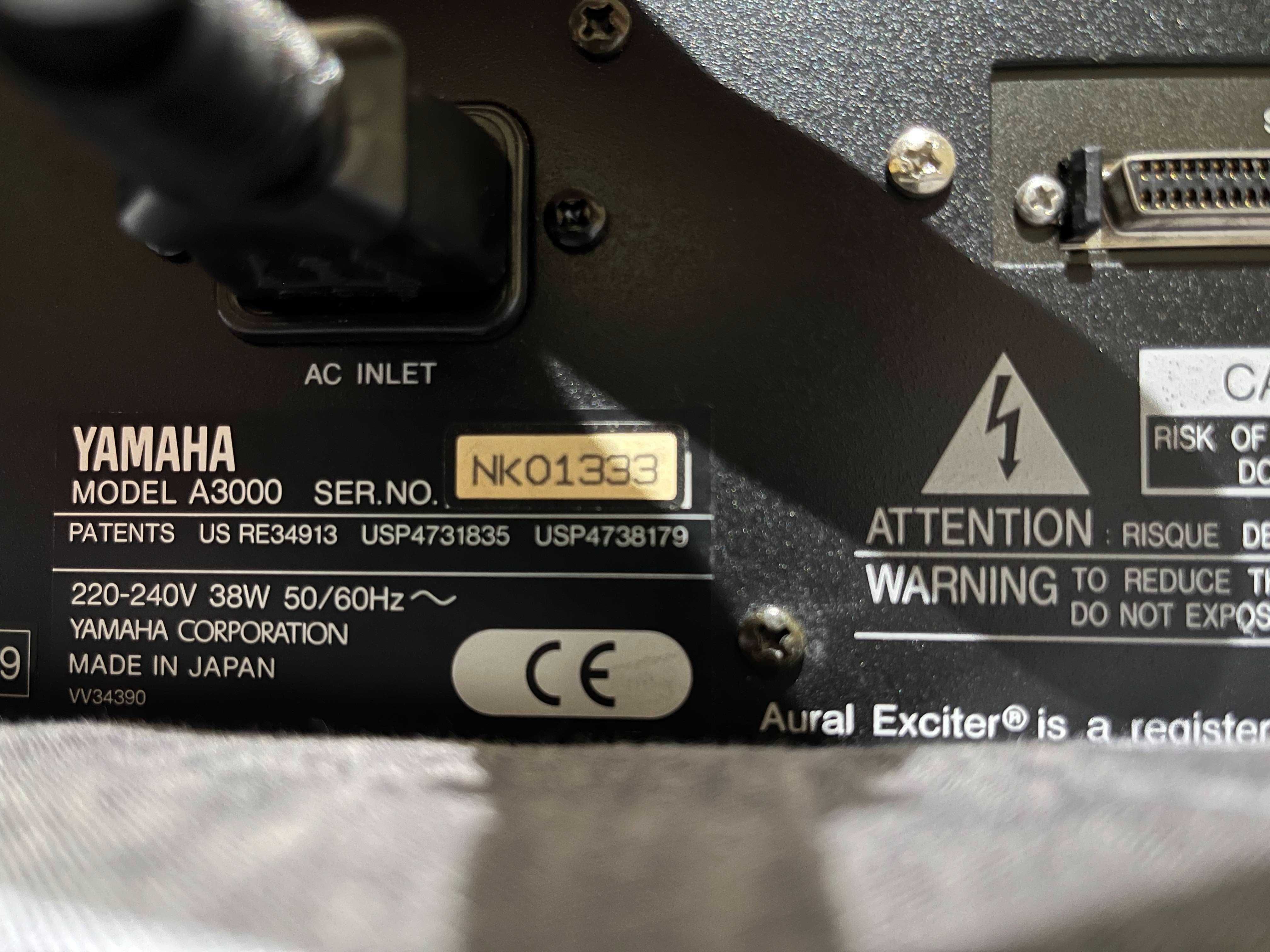 Sampler Yamaha A3000