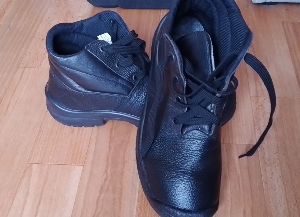 Ботинки робочі 42 р.