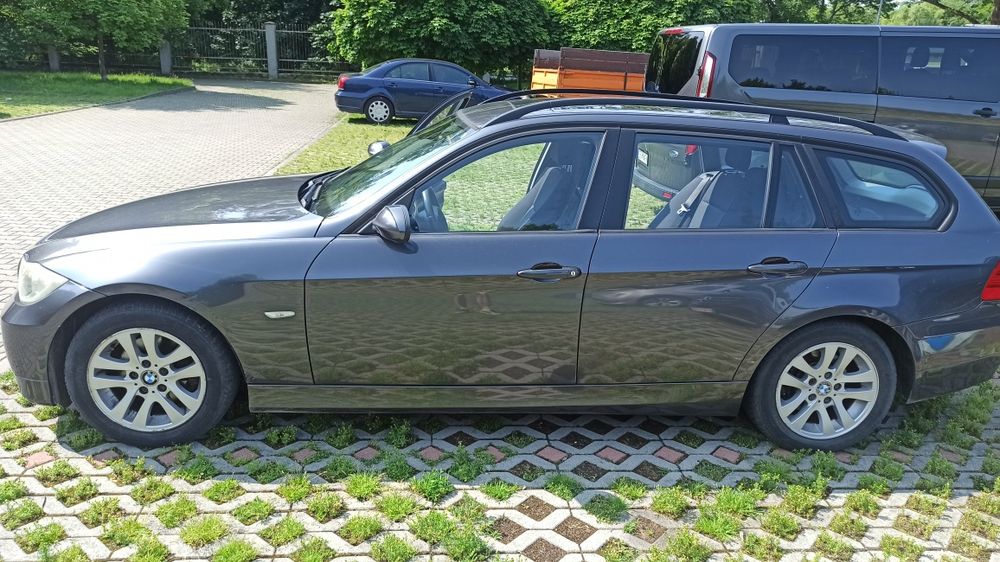BMW e90 318d kombi.Rok produkcji 2007