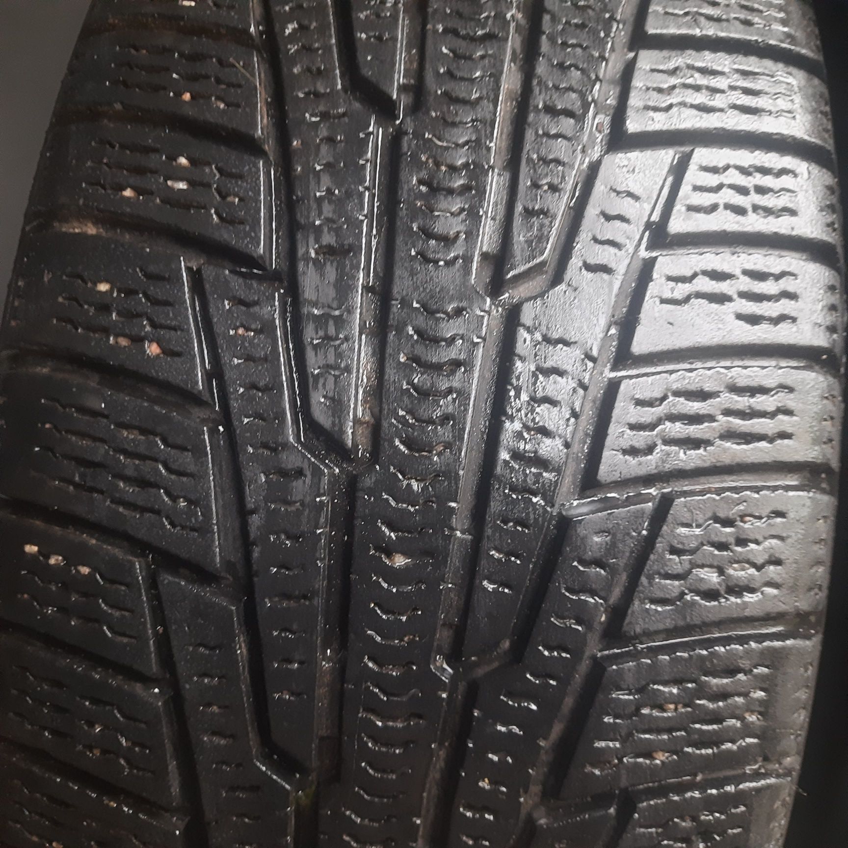 Зимняя резина 205/60 r.16