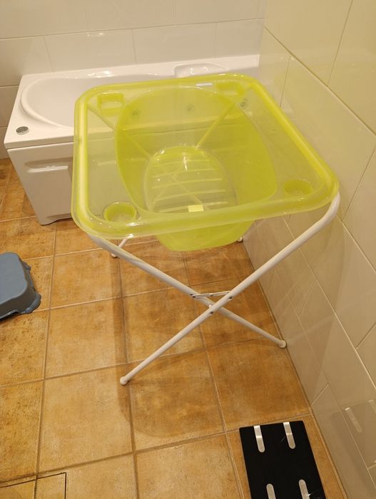 Banheira com suporte