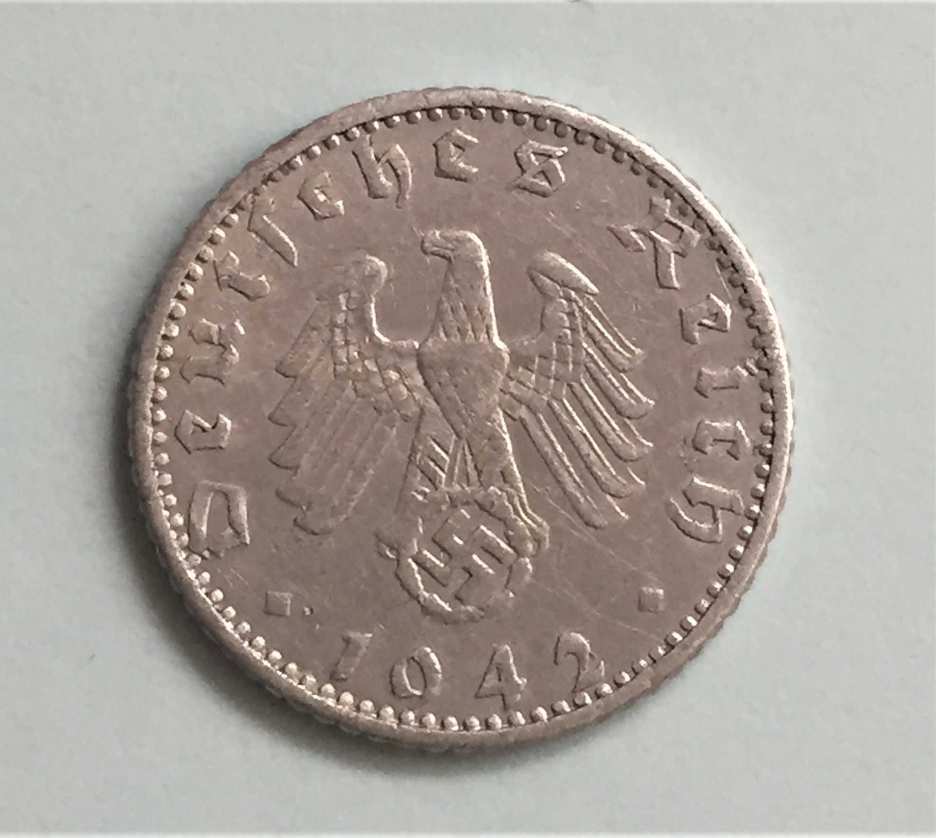 moeda Alemanha Nazi-50 Reichspfennig 1942-A, Swastika - alumínio