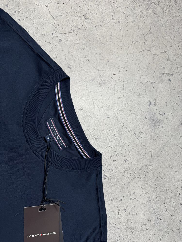 Новая Футболка Tommy Hilfiger С Большим Логотипом Оригинал Размер S-M