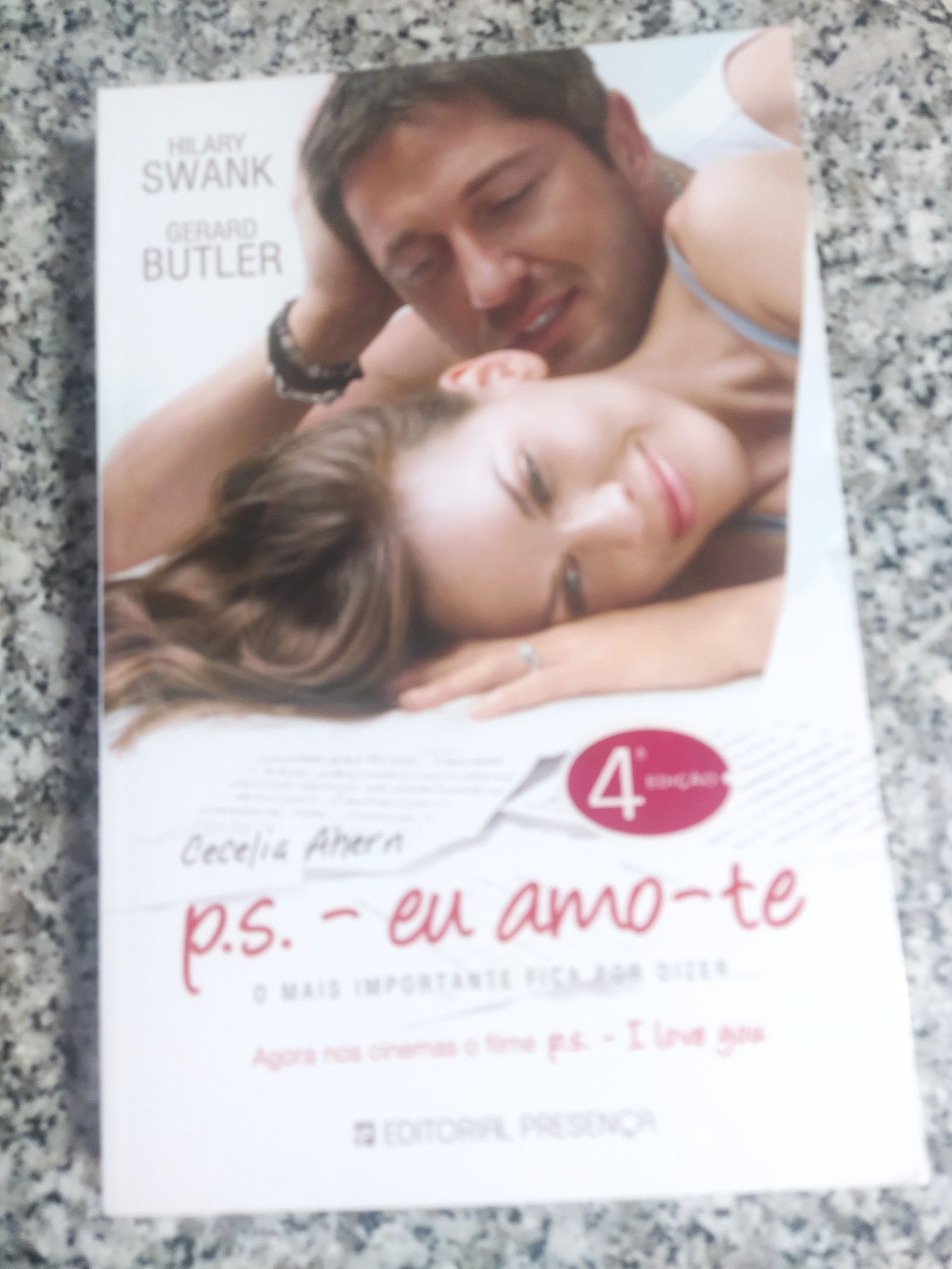 Livro de Cecelia Ahern p.s - eu amo-te