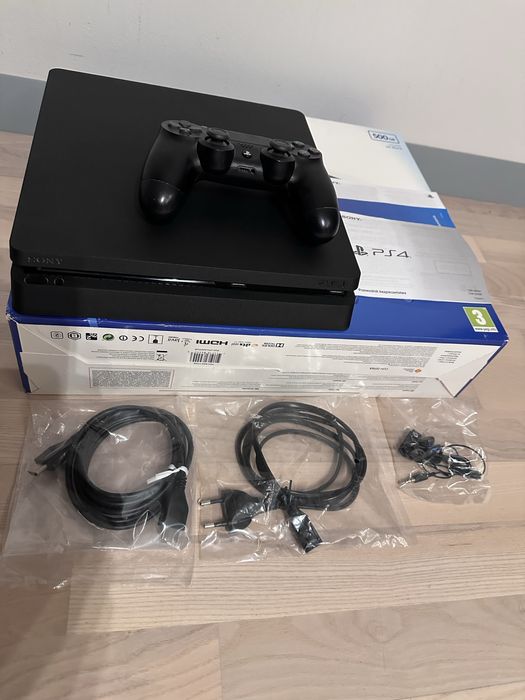 Konsola Sony Playstation 4 Slim