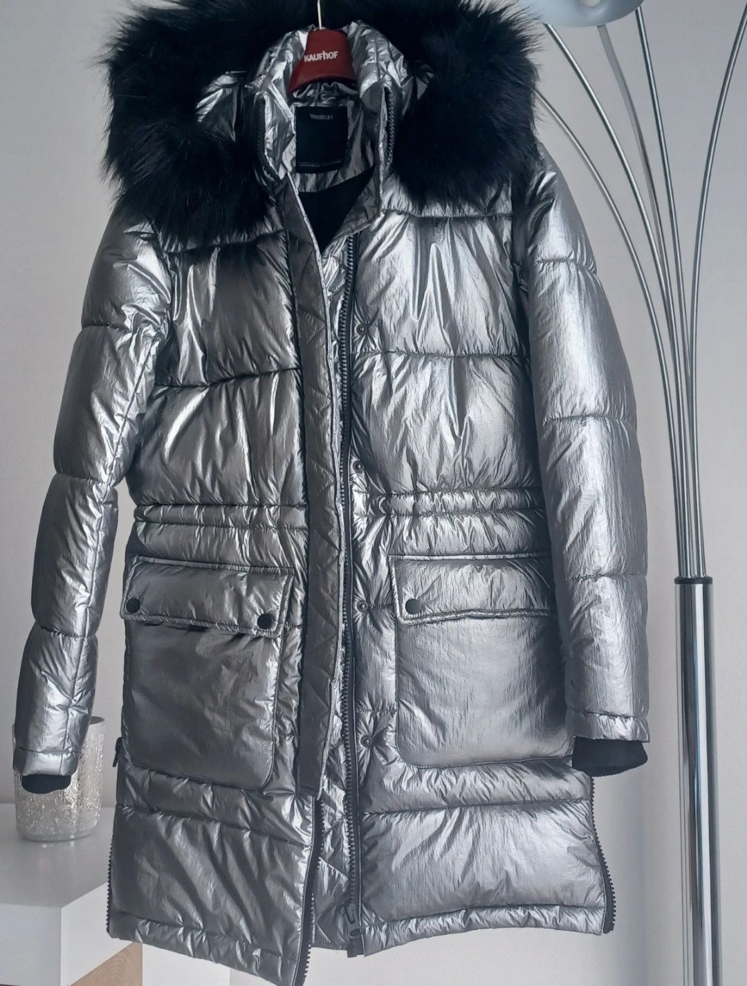 srebrna kurtka zimowa z kapturem damska modna śliczna M