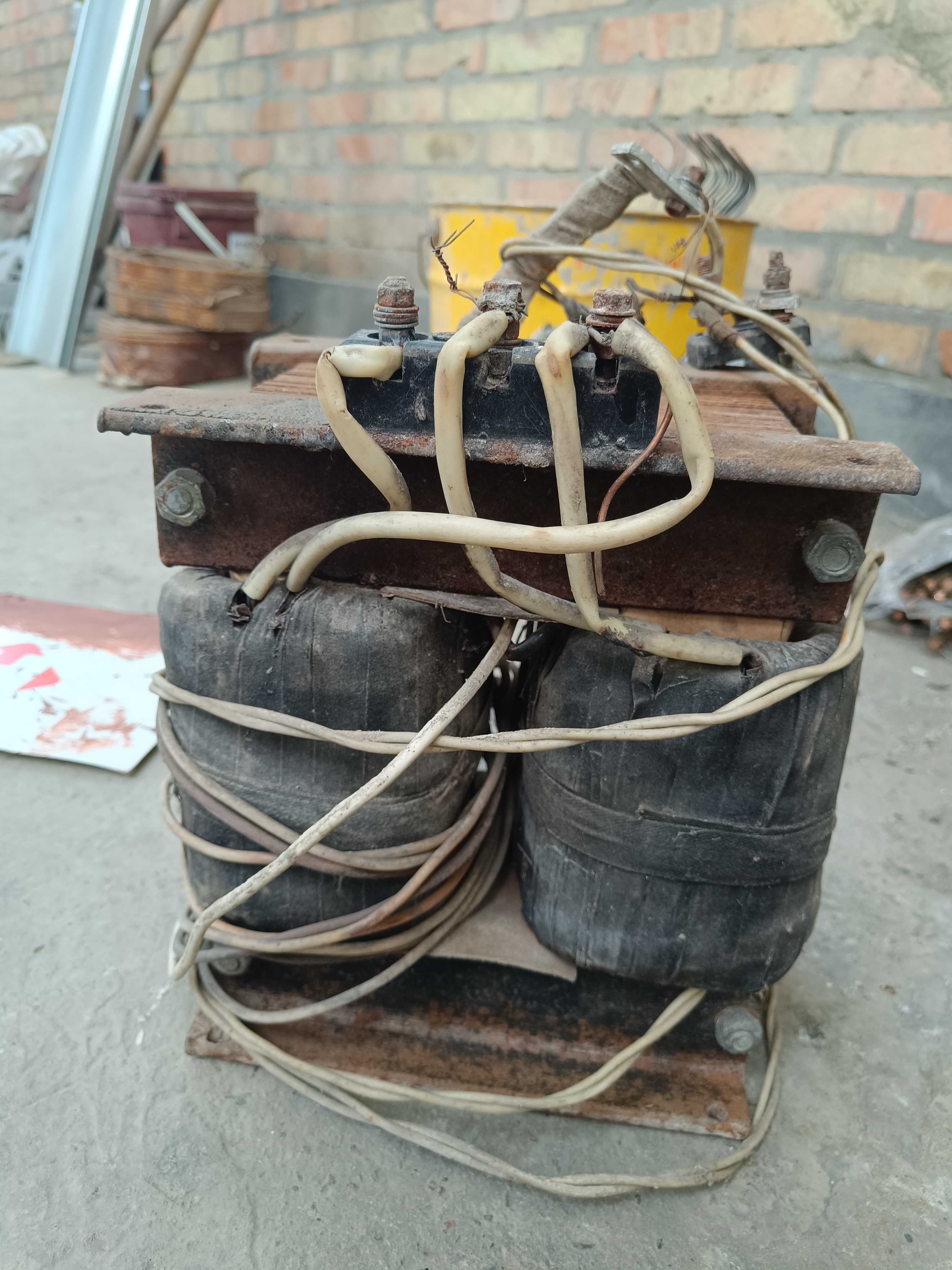 Источник постоянного 12в Трансформатор постійного струму