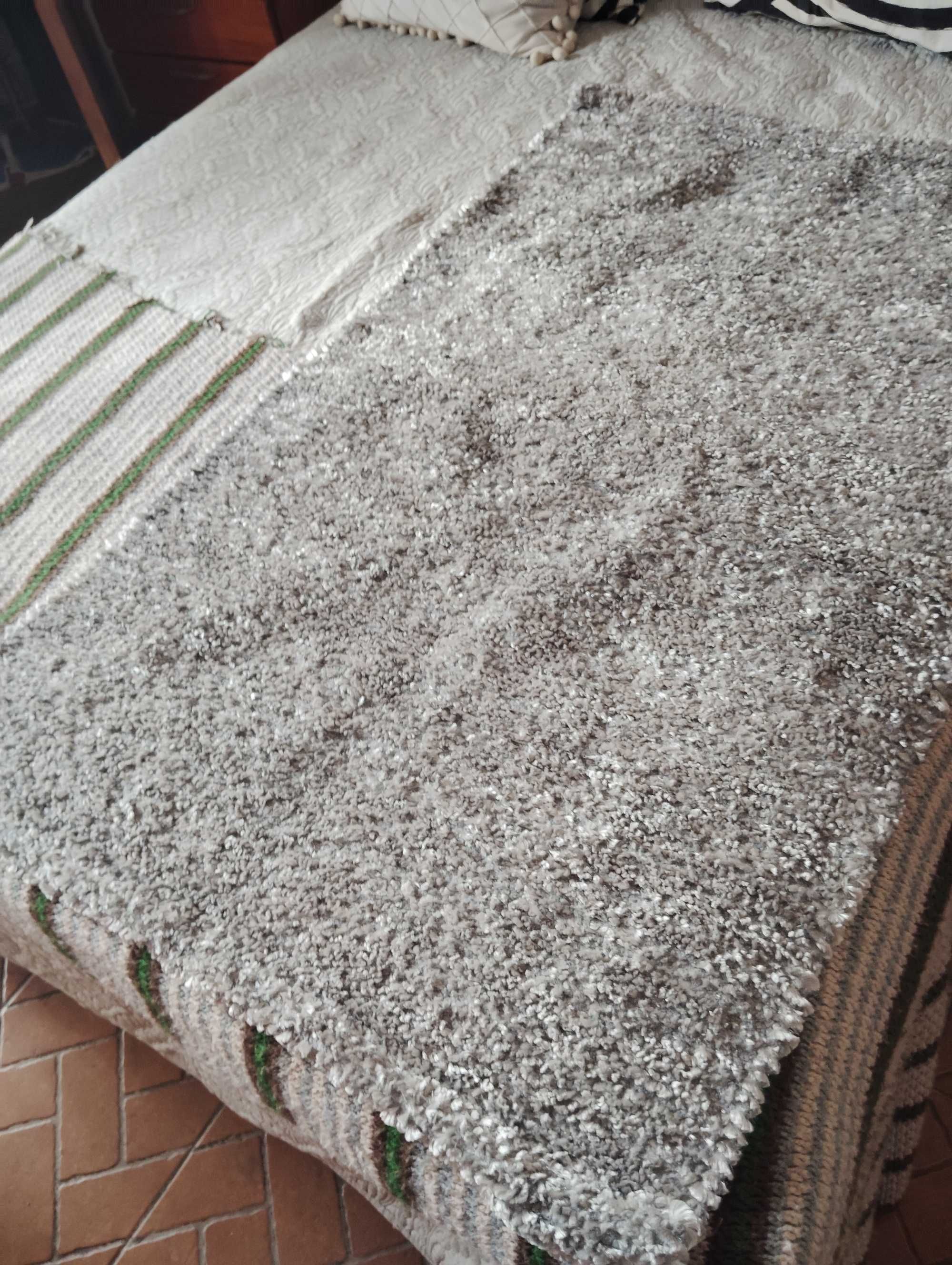 Tapetes quarto ou sala