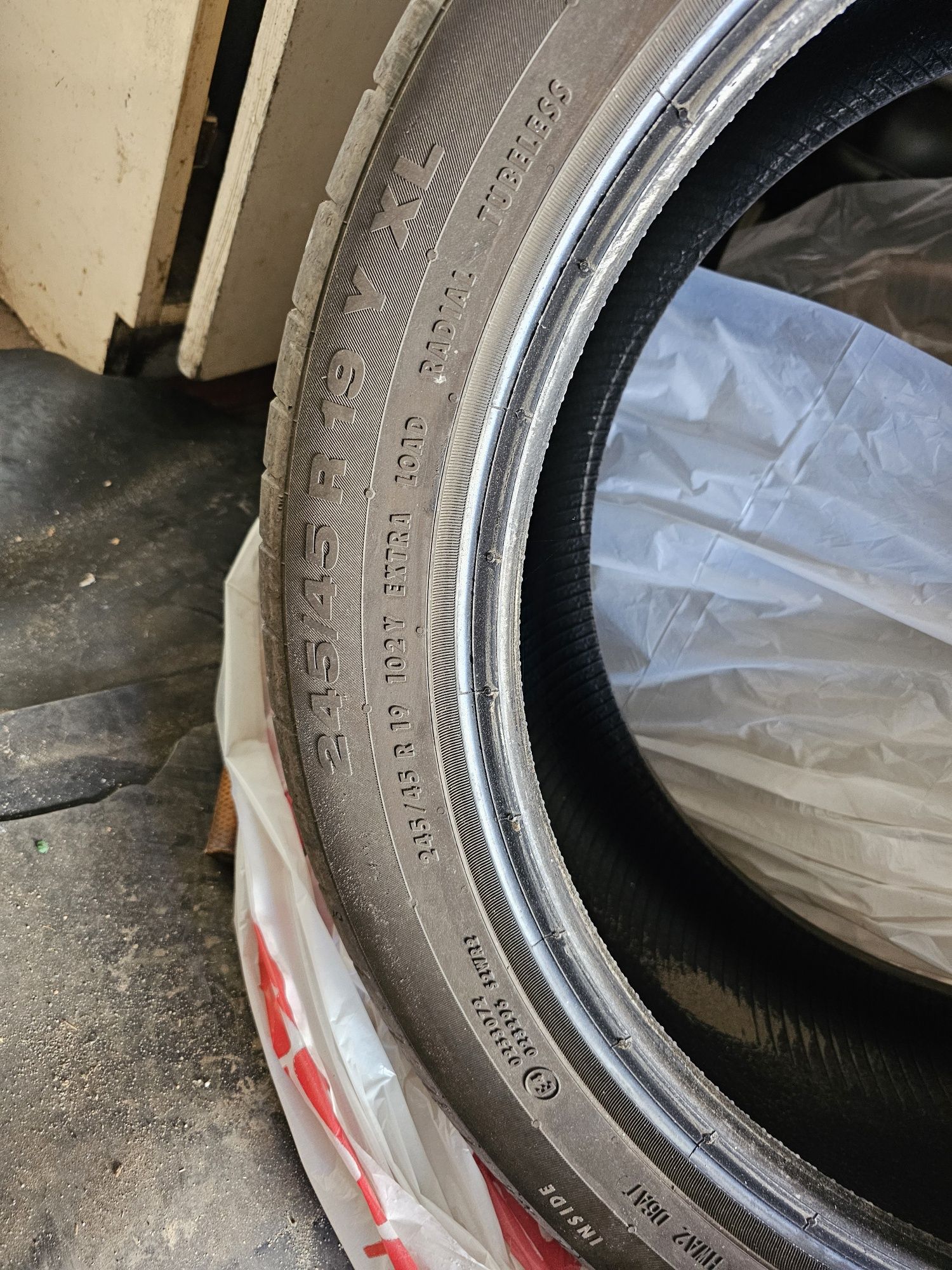 Opony 245/45 r19