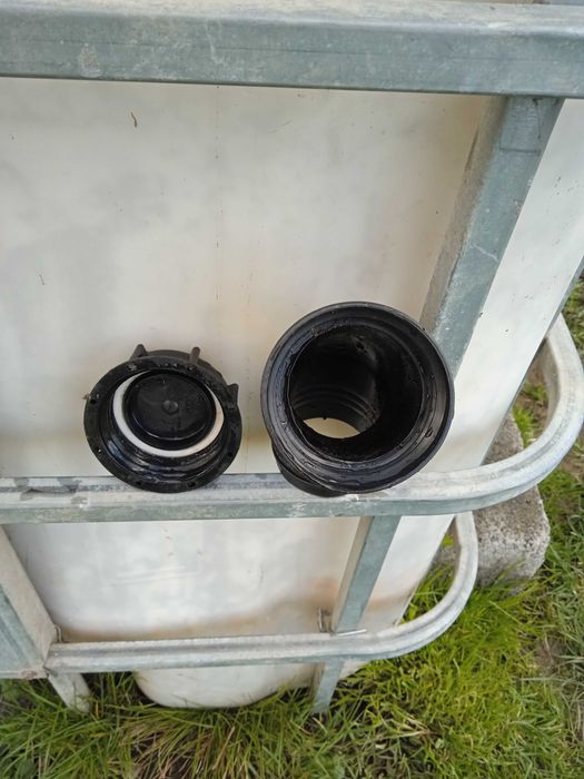 Кран для єврокуба