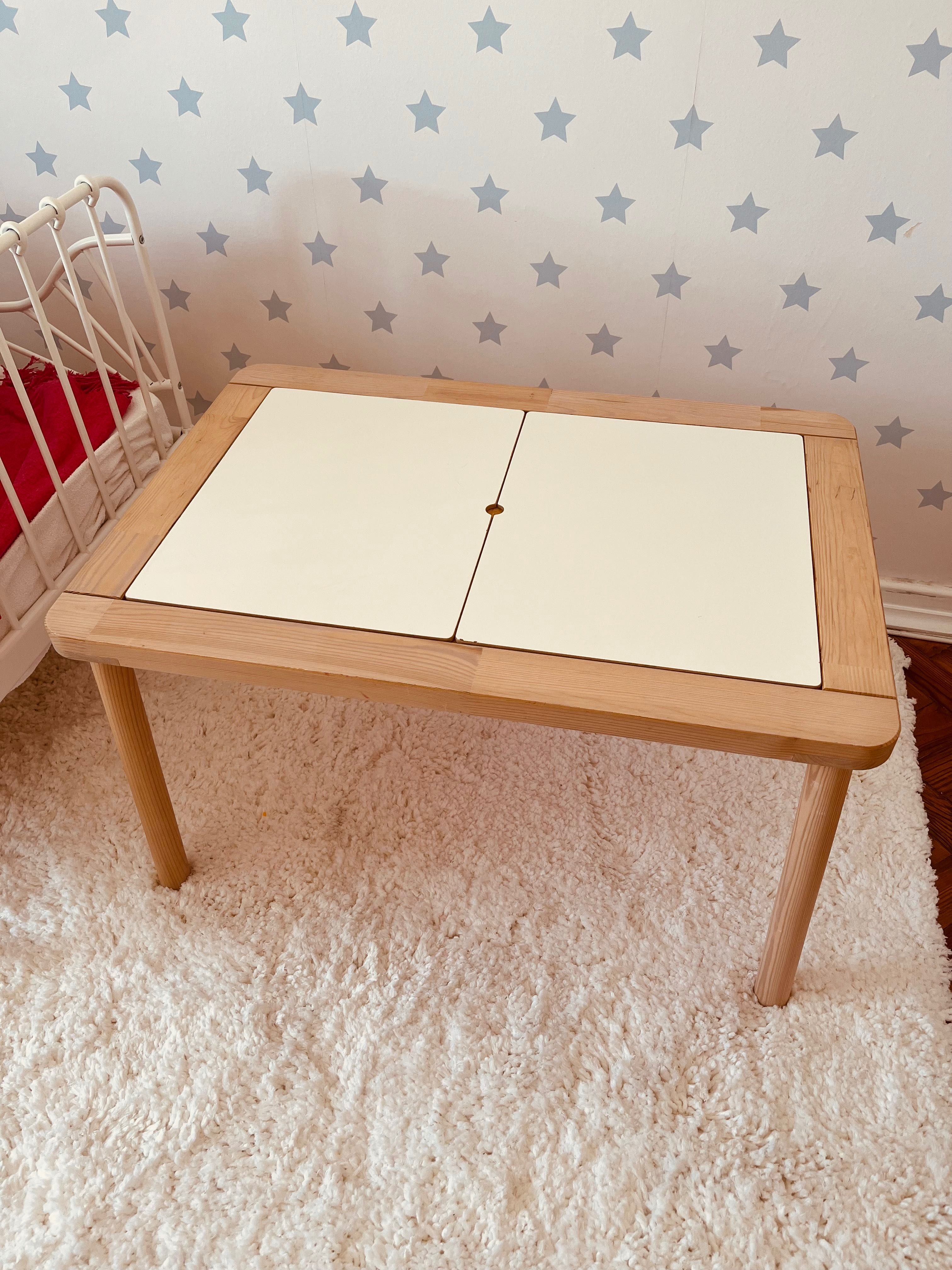 Mesa IKEA criança FLISAT