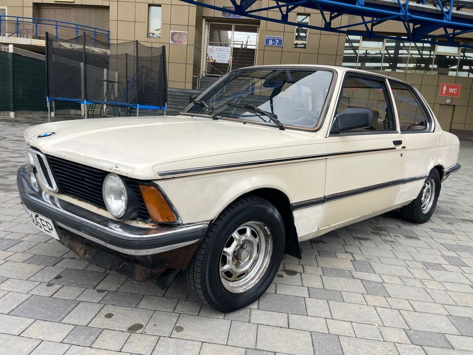 BMW 315 Е21 1983 год
