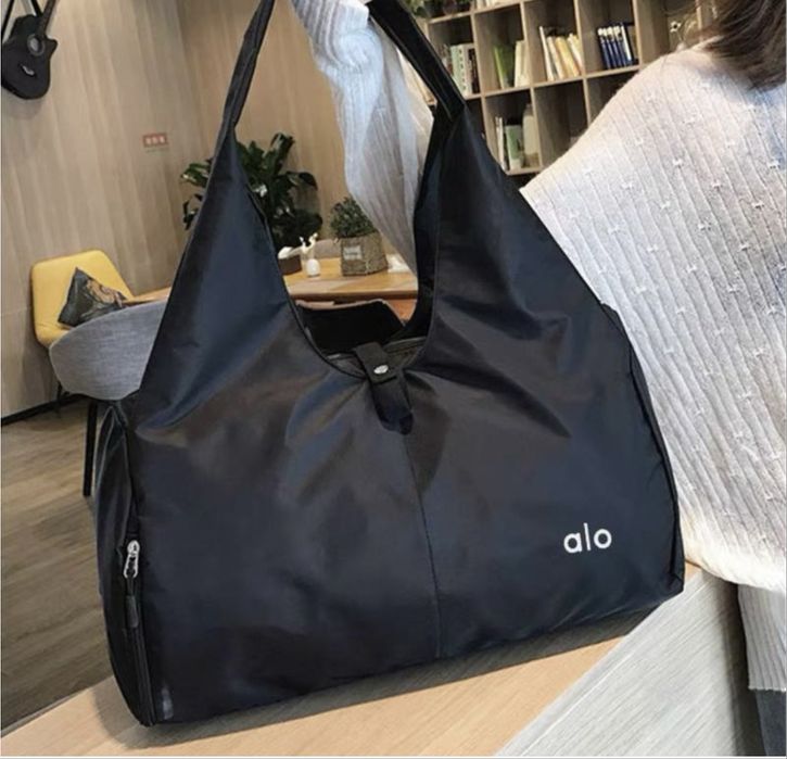 Спортивна сумка Alo yoga