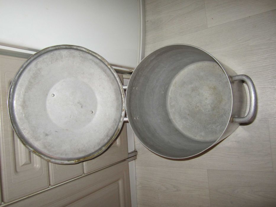 Кастрюля алюминиева 30 и 30 л с крышкой СССР