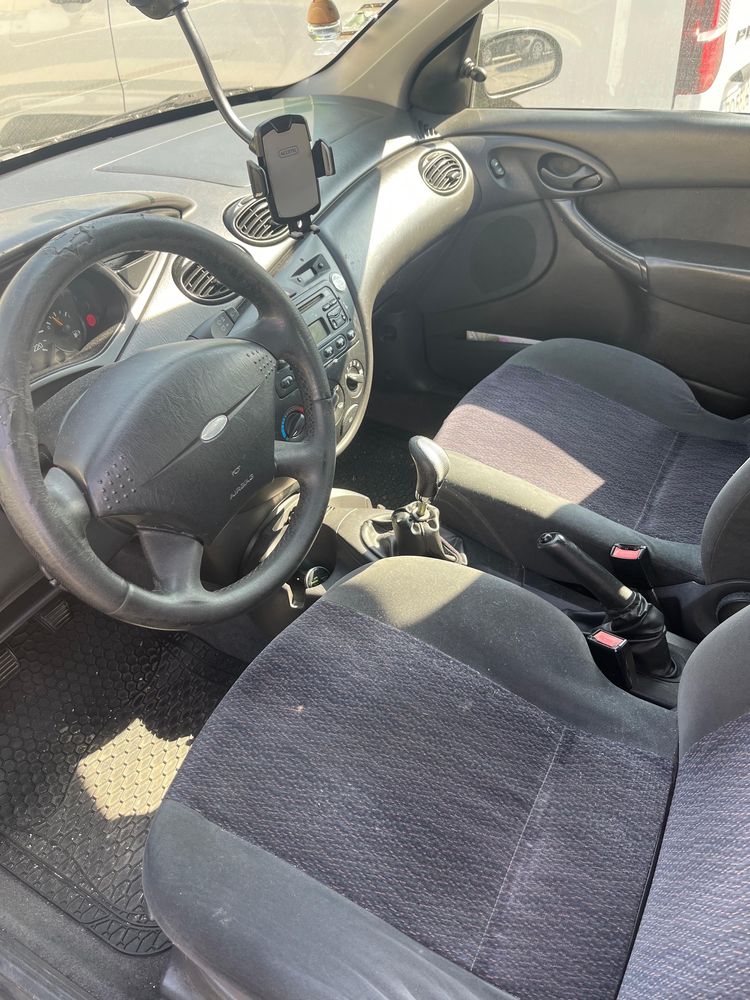 Ford Focus 1.6 ano 2000