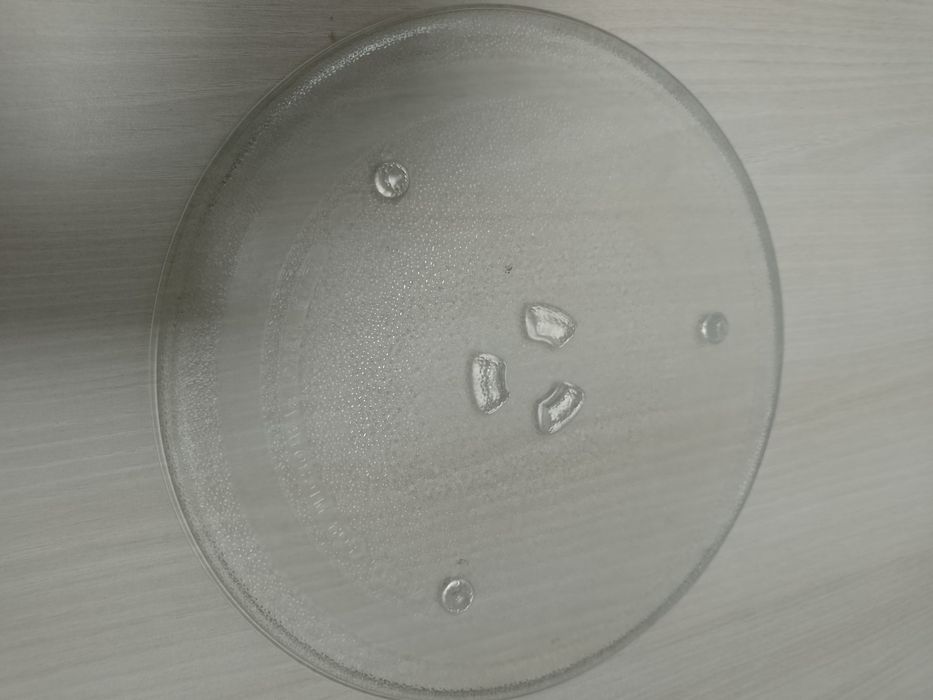 Sprzedam talerz do mikrofali średnica 25.5 cm