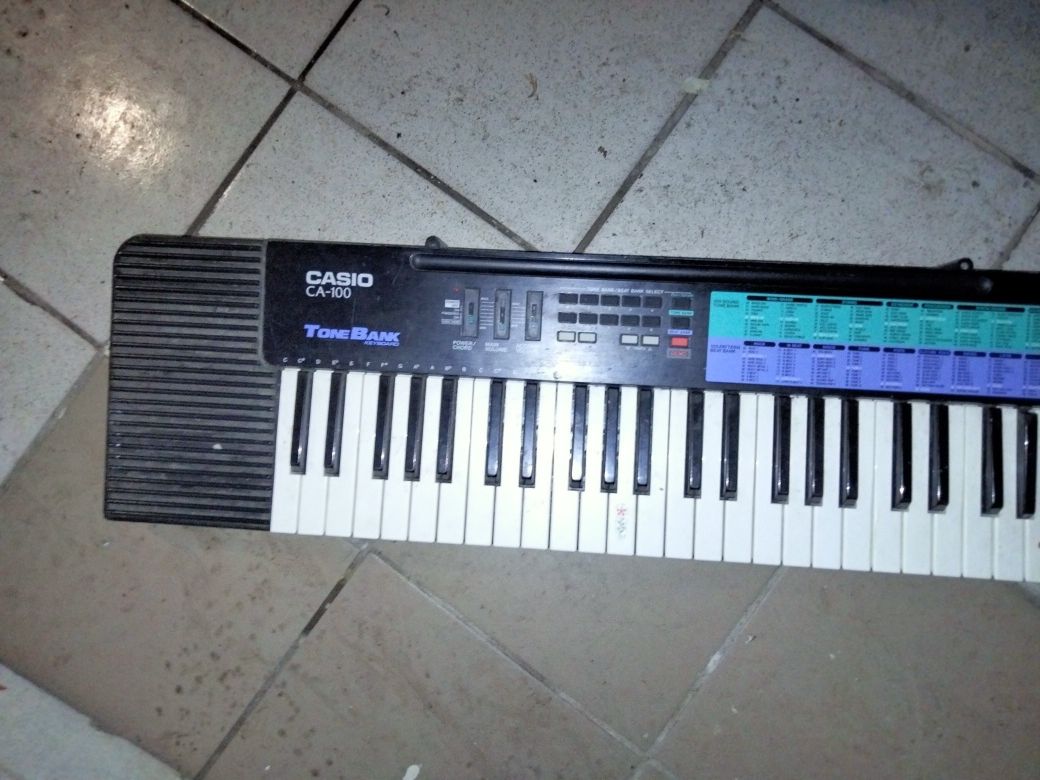 Casio Tone bank ca- 100 синтезатор. Оригінал