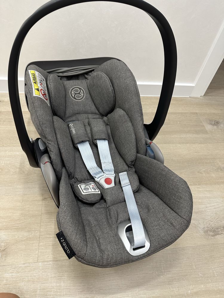 Автолюлька (автокрісло) Cybex cloud Z +