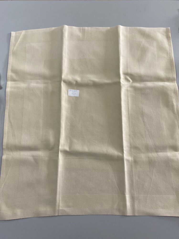 Serweta  rozmiar 50/50 cm