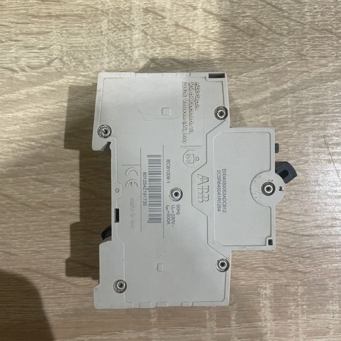 Дифавтомат ABB Автомат. вимикач диф. струму