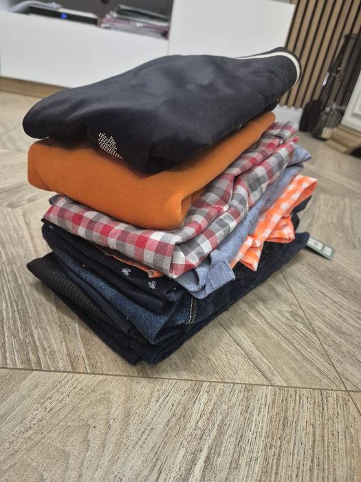 Sprzedam zestaw ubrań dla chłopca od 116 do 128