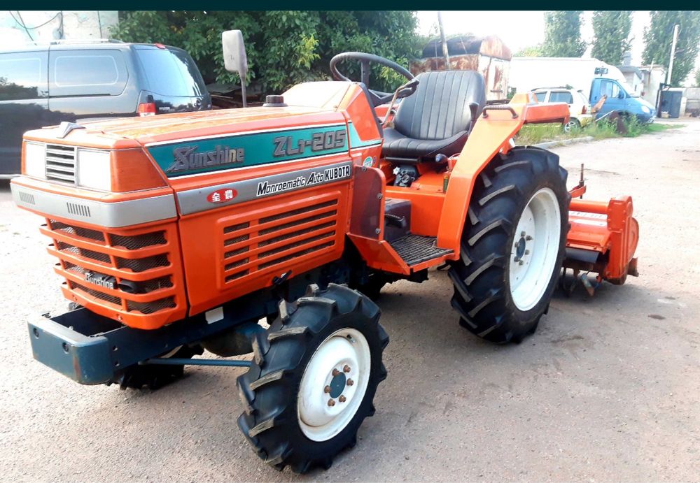 Японский мини трактор Kubota zl205