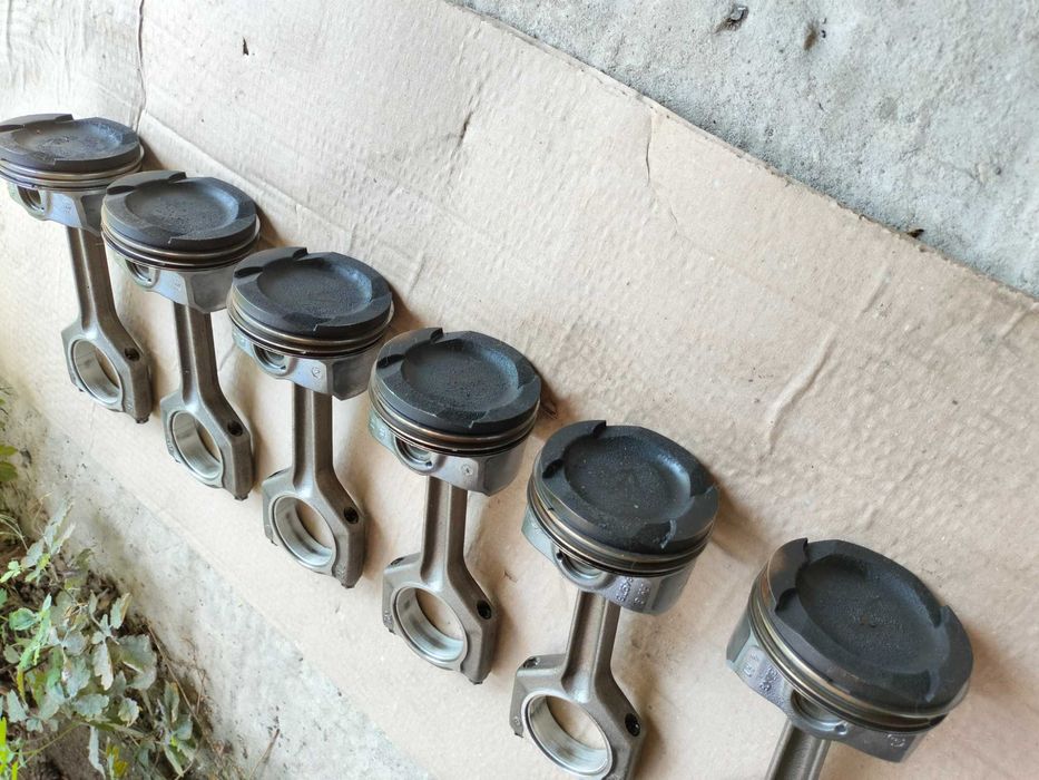 Поршня-шатуни бмв  , bmw двигун n54b30a бмв поршень e60 e90 e70