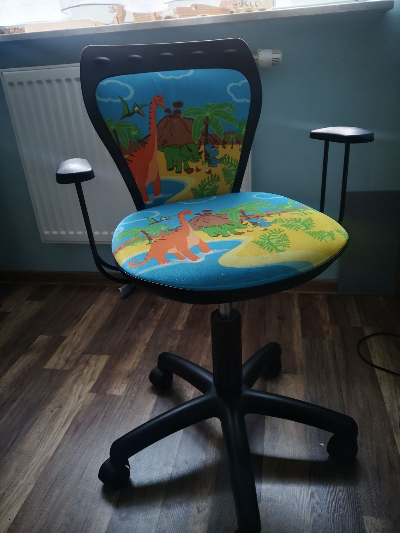 Fotel do biurka dla dziecka